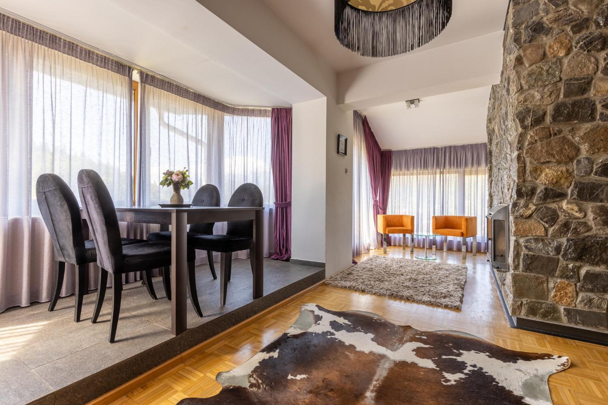 Vila Etiquette Predeal Luaran gambar